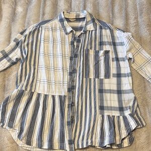 Women’s Pilcro top size S/M